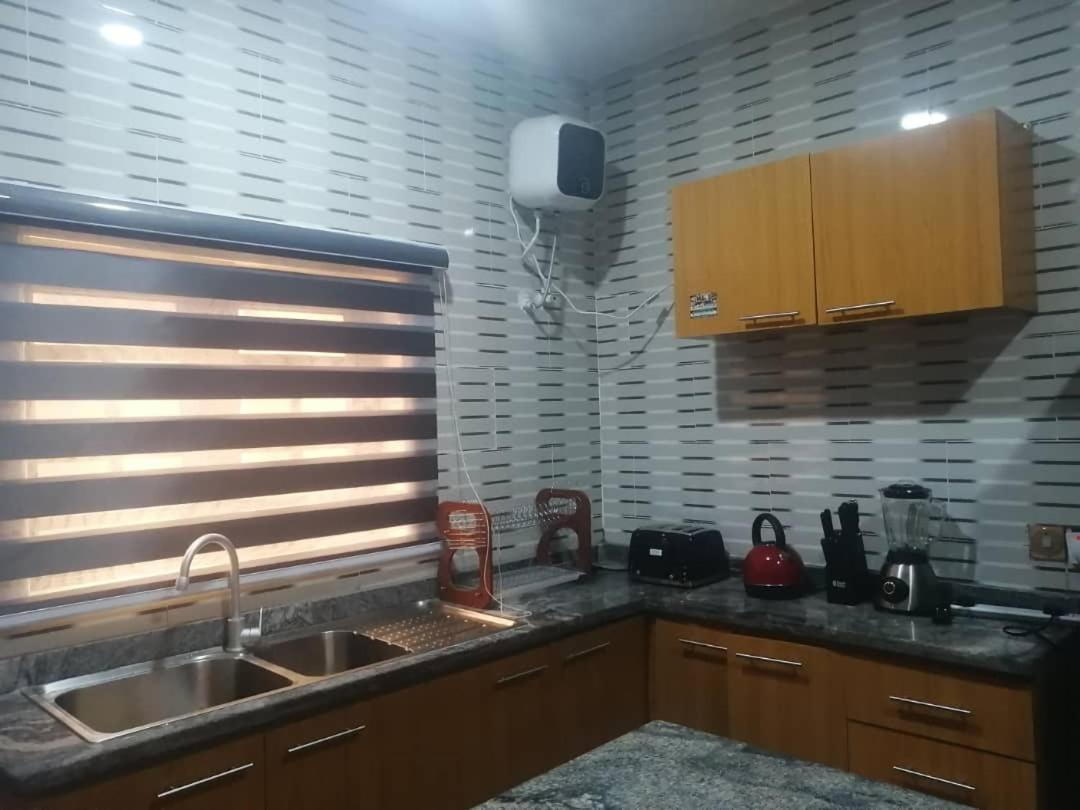 Saint Kingsley Apartment Ibadan Ngoại thất bức ảnh